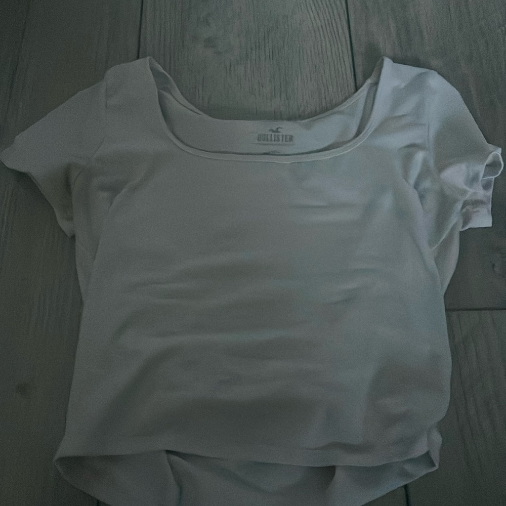 hollister top